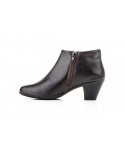 Women's Leather Ankle Boots with Heel and Zipper 41754,95 €