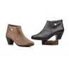 Women's Leather Ankle Boots with Heel and Zipper 41754,95 €
