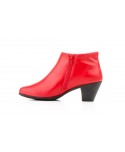 Women's Leather Ankle Boots with Heel and Zipper 41754,95 €