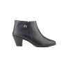 Women's Leather Ankle Boots with Heel and Zipper 41754,95 €