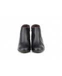 Women's Leather Ankle Boots with Heel and Zipper 41754,95 €