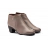 Women's Leather Ankle Boots with Heel and Zipper 41754,95 €