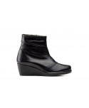Women's Leather Ankle Boots 568259,95 €