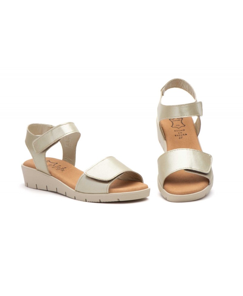 Women's Platinum Leather Sandals with Gel Wedge and Adhesive Straps AE-165244,95 €