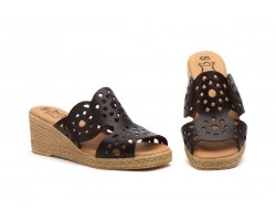 Sandalias Vaquetillas Mujer Piel Marrón Picado Cuña AE-462 44,95 €