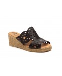 Sandalias Vaquetillas Mujer Piel Marrón Picado Cuña AE-462 44,95 €