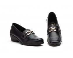 Women's Black Leather Shoes with Buckle and Wedge Heel AE-53244,95 €