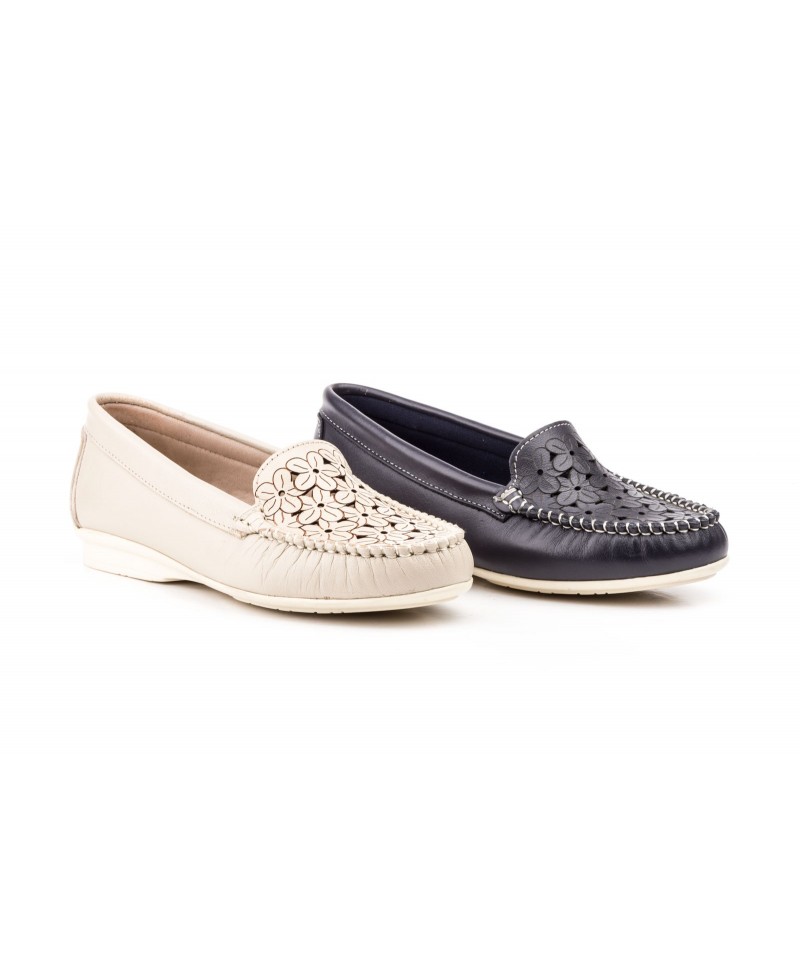 Kiowa Moccasin Woman Leather Beige Navy Laser Antonella
