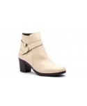 Botines Elegantes en Piel Natural con Detalle de Hebilla 2315 49,00 €