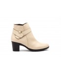 Botines Elegantes en Piel Natural con Detalle de Hebilla 2315 49,00 €