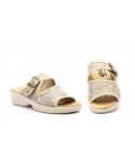 Zuecos Mujer Beige Hebilla TS-2452644,95 €