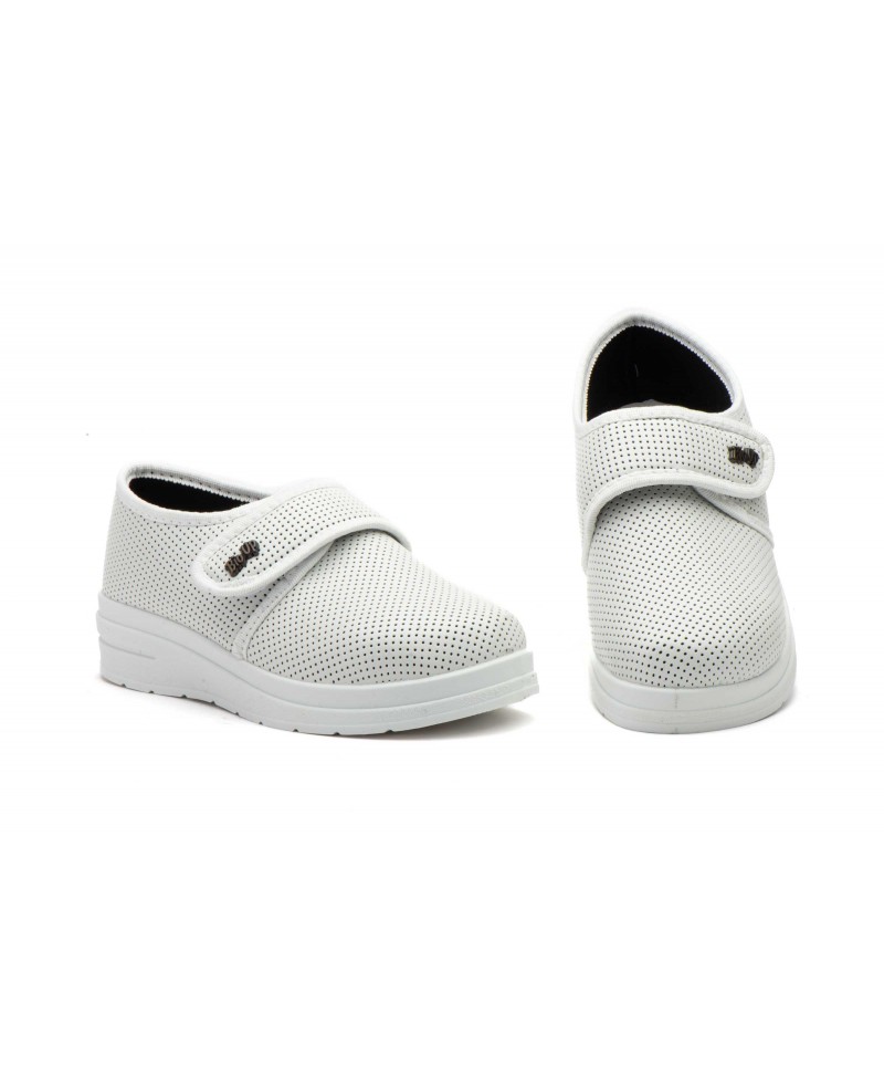 Zapatos Mujer Blanco Perforado Velcro TS-P73044,95 €